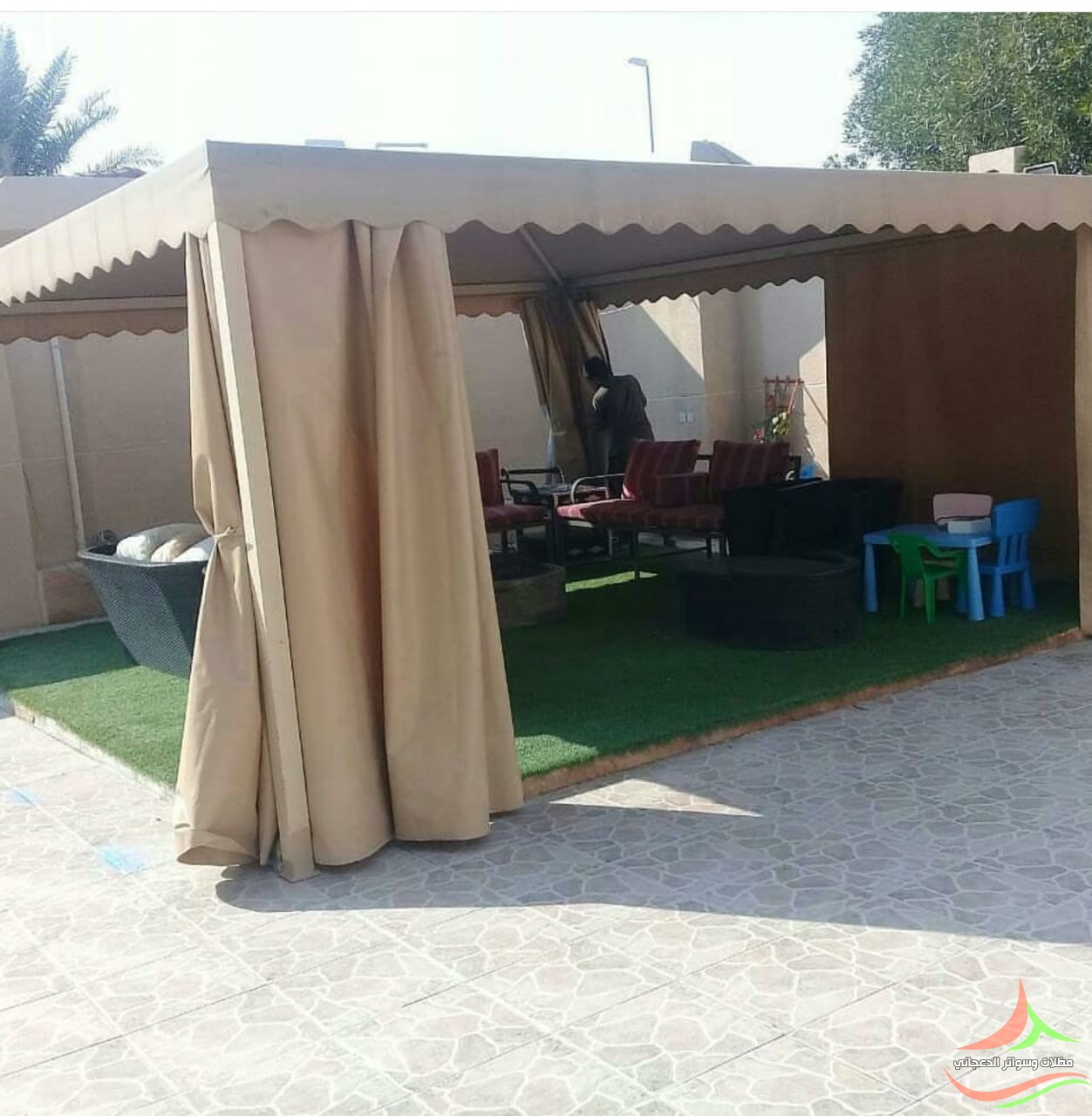 مظلات حدائق