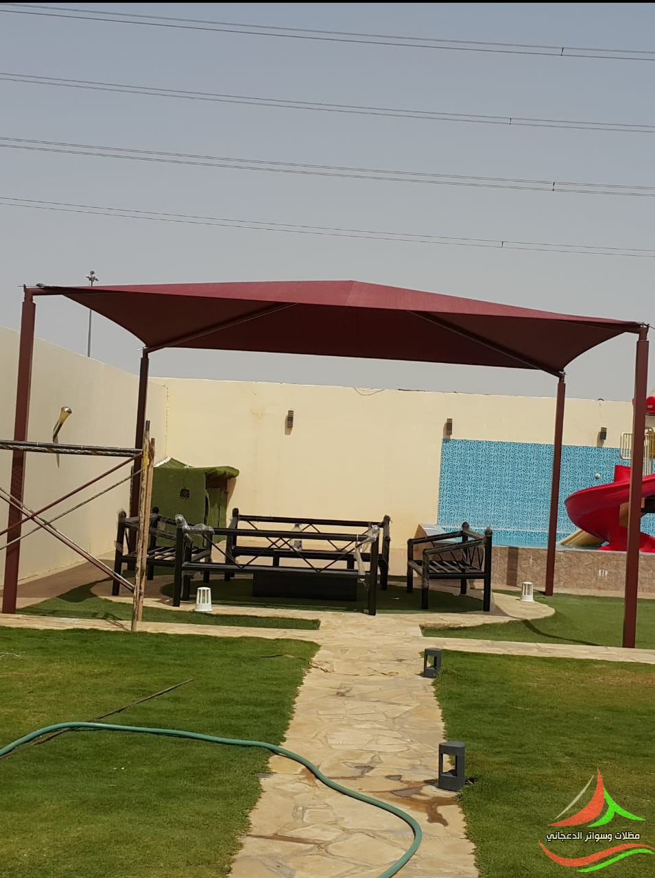 مظلات الحدائق