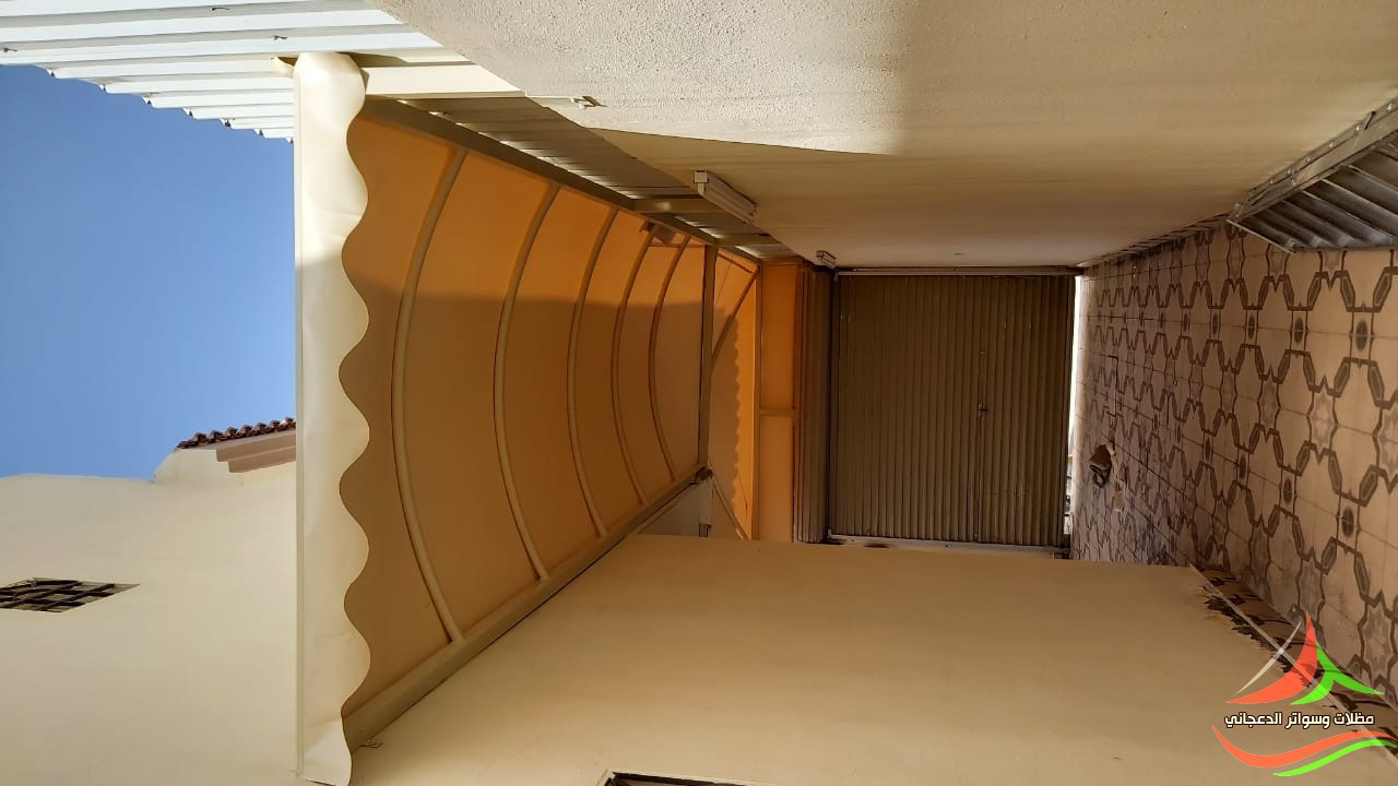 مظلات بي في سي