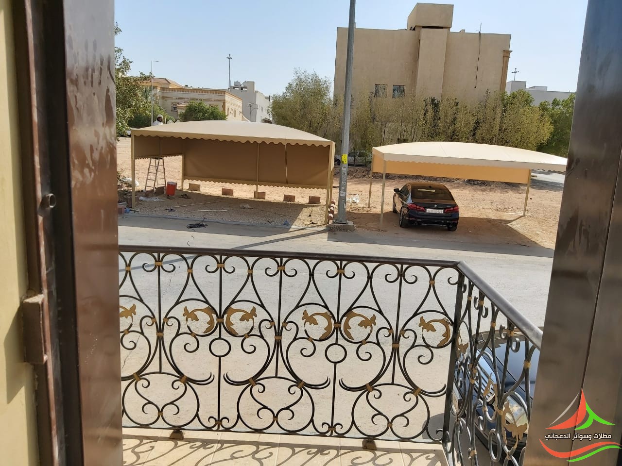 مظلات بي في سي