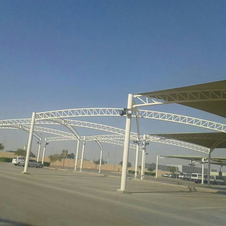 مظلات كابولي