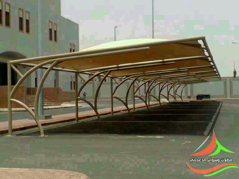 مظلات كابولي