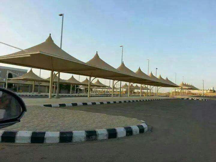مظلات كابولي
