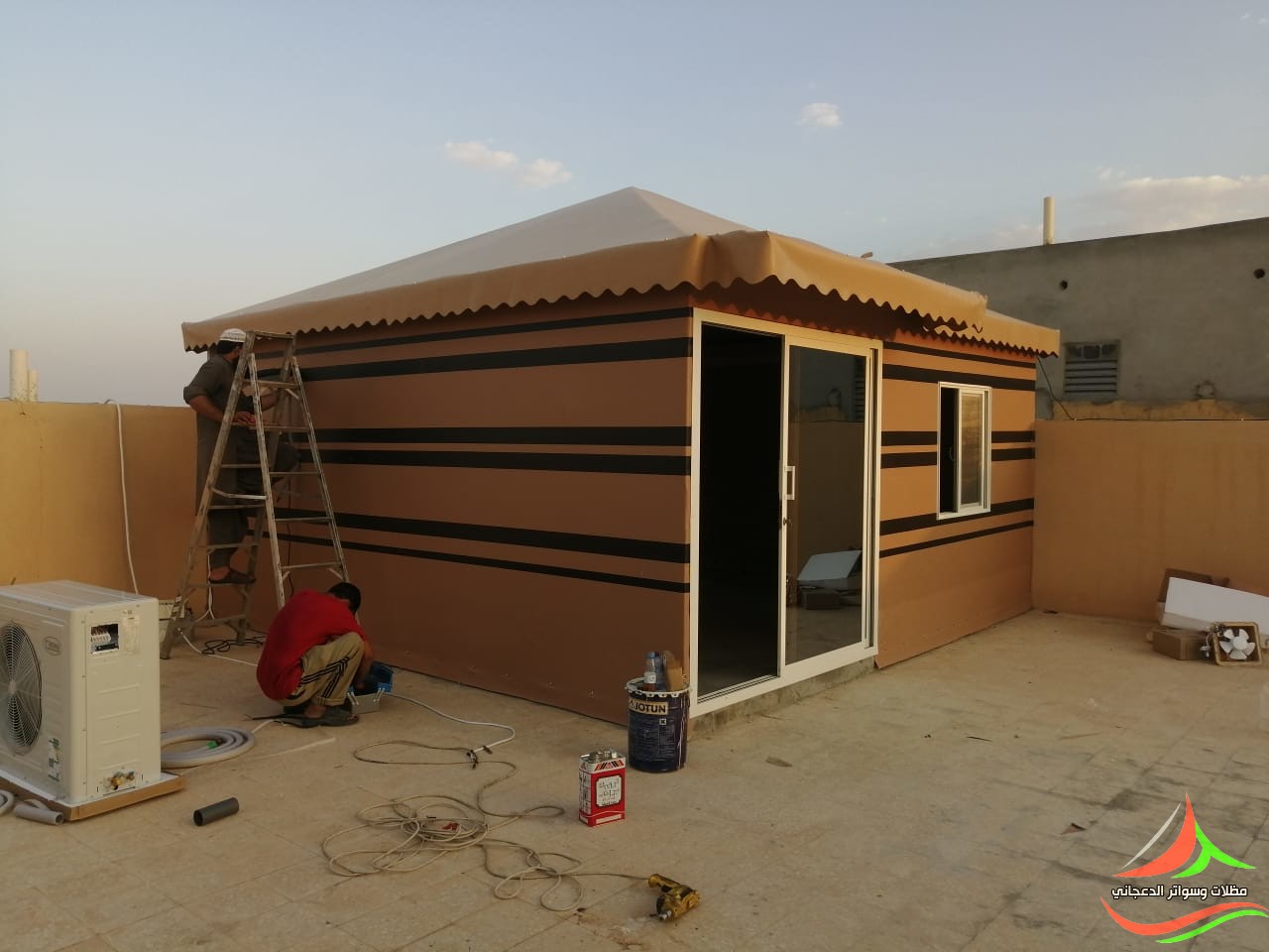 تركيب بيوت شعر بالوان متعددة