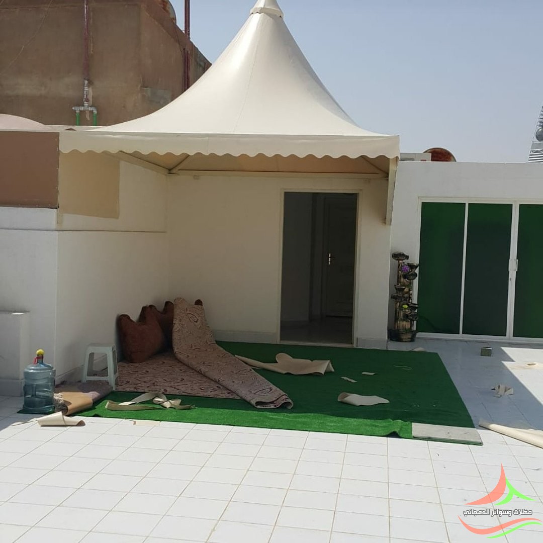 مظلات حدائق هرمية