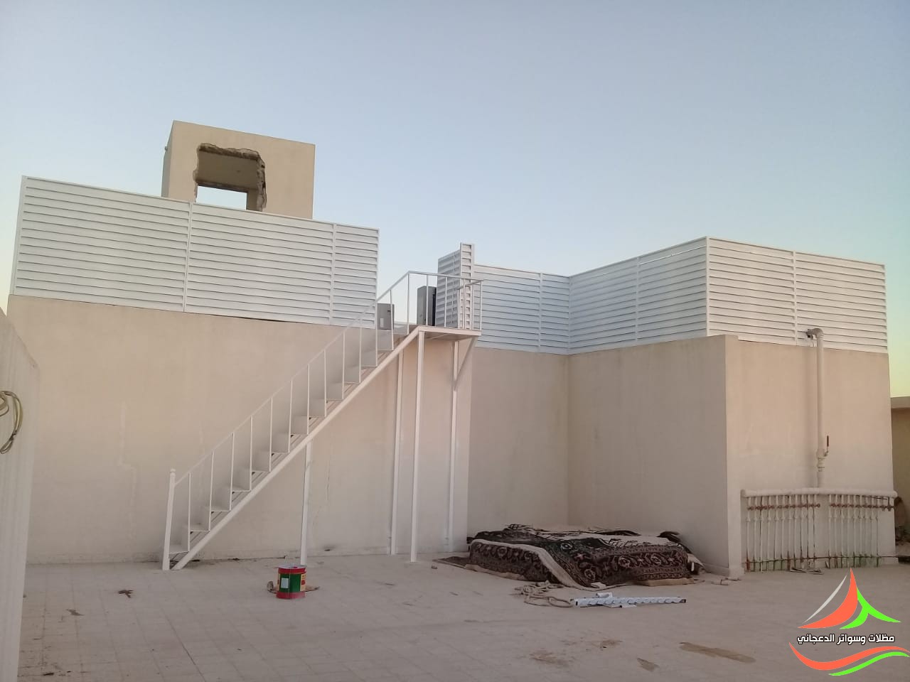سواتر شرائح من الخارج