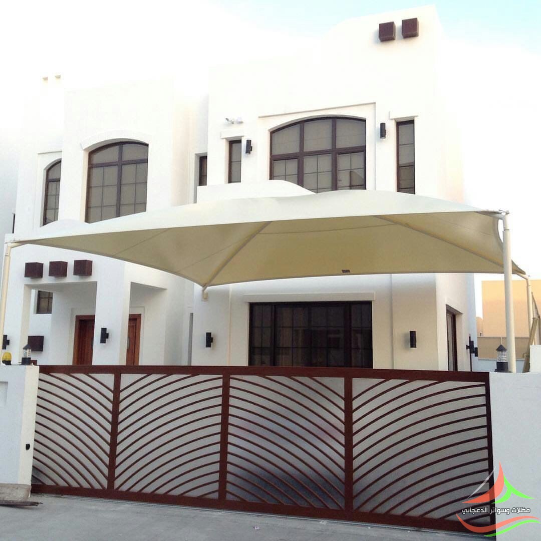 مظلات السيارات