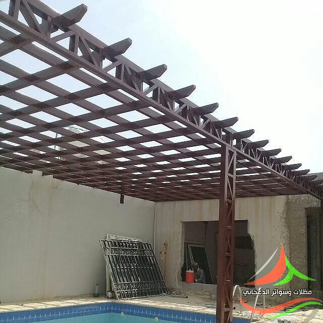 مظلات خشبية مجدول للمسابح