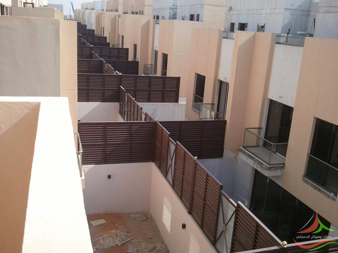سواتر خشبية شرائح