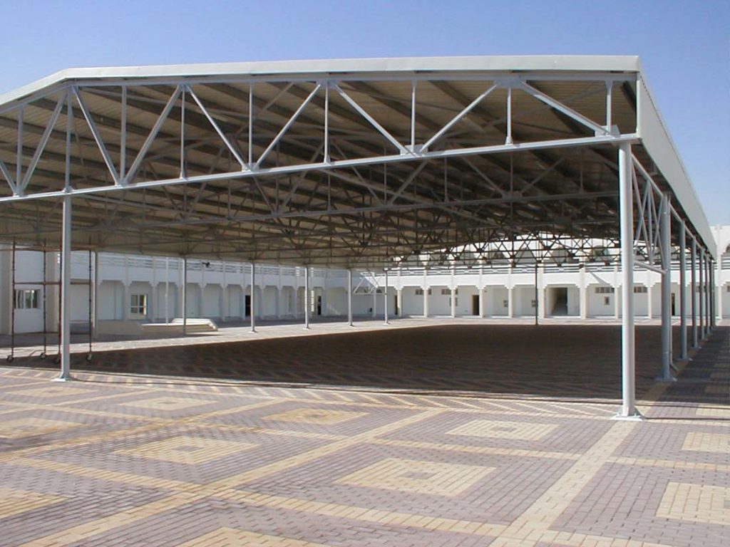 مظلات مخروطية